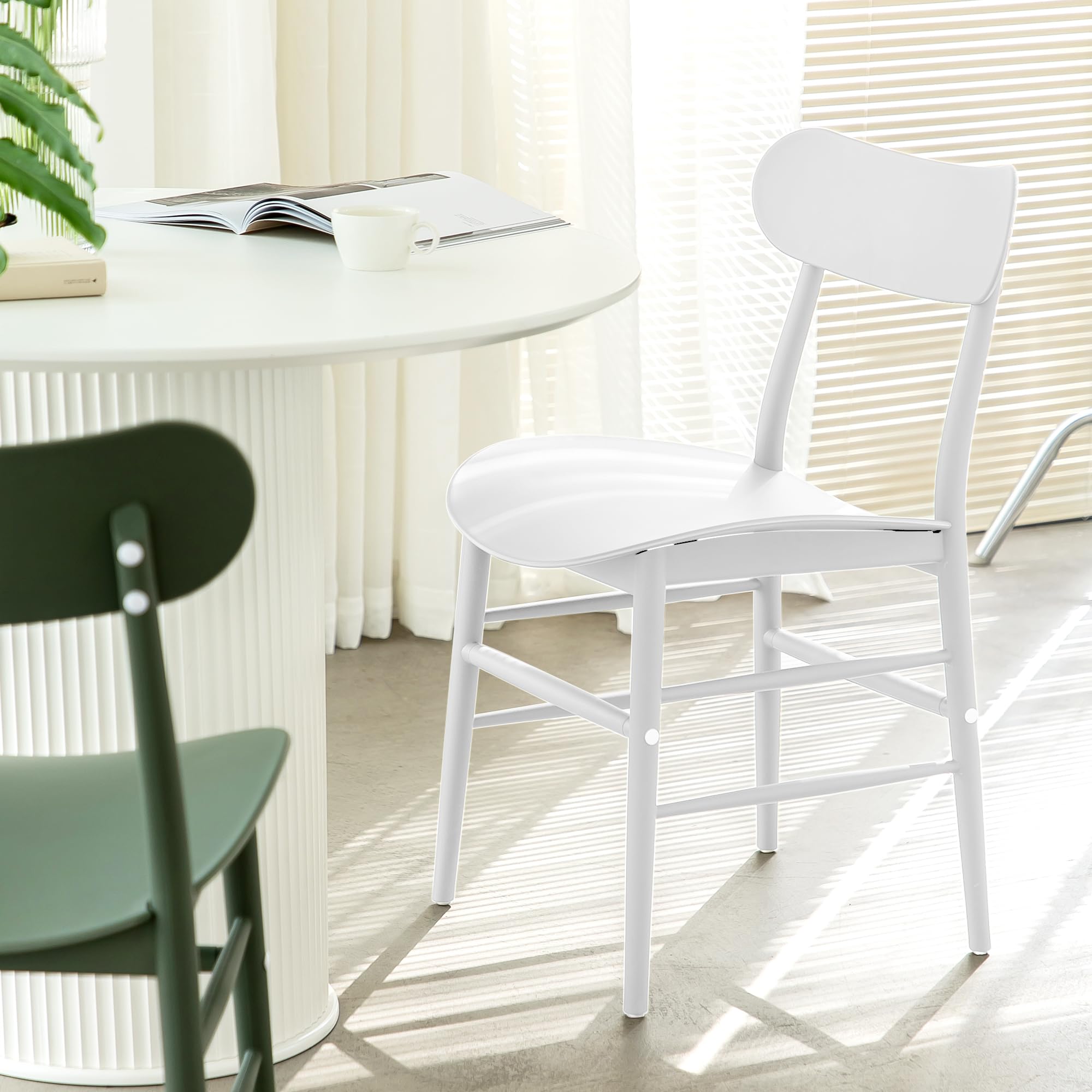 13 Best Plastic Dining Chairs