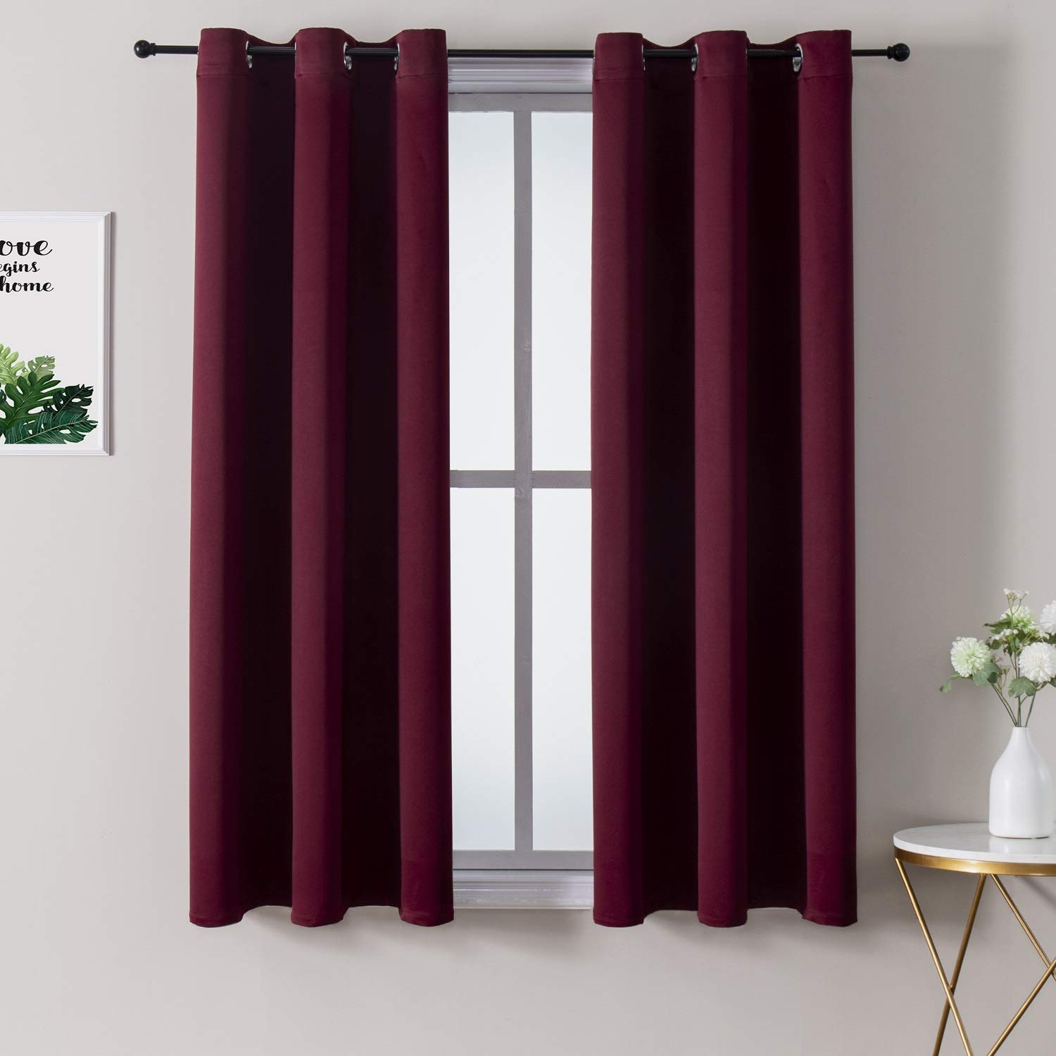 2 Best Maroon Curtains