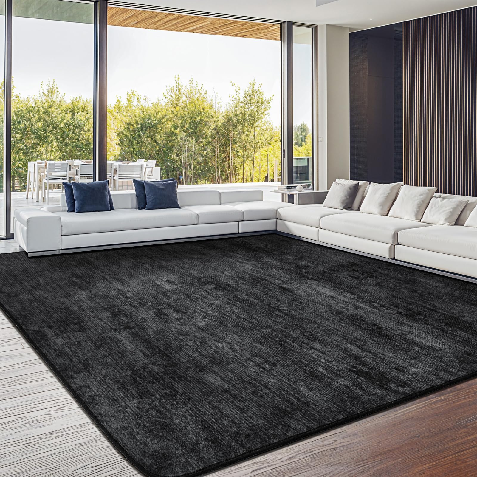 3 Best Black Rugs