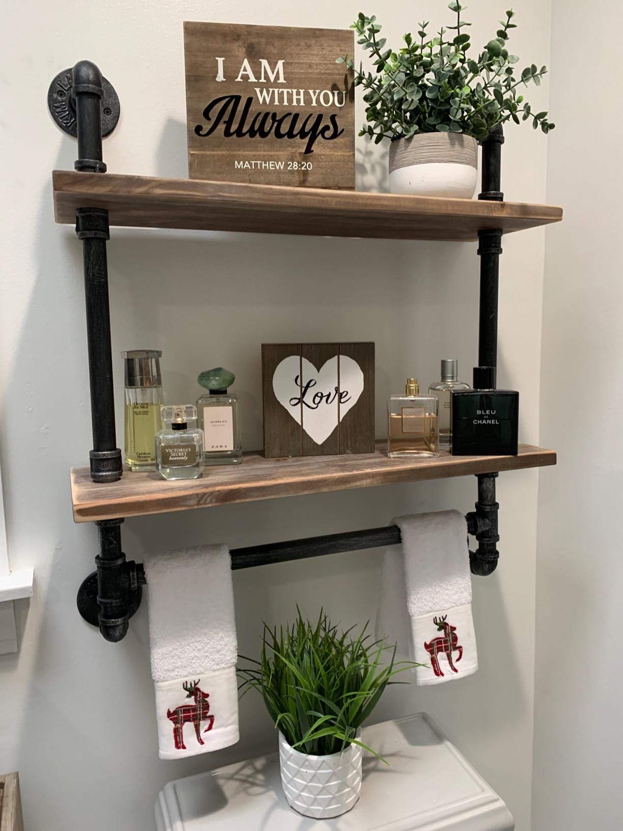 4 Best Farmhouse Shelves