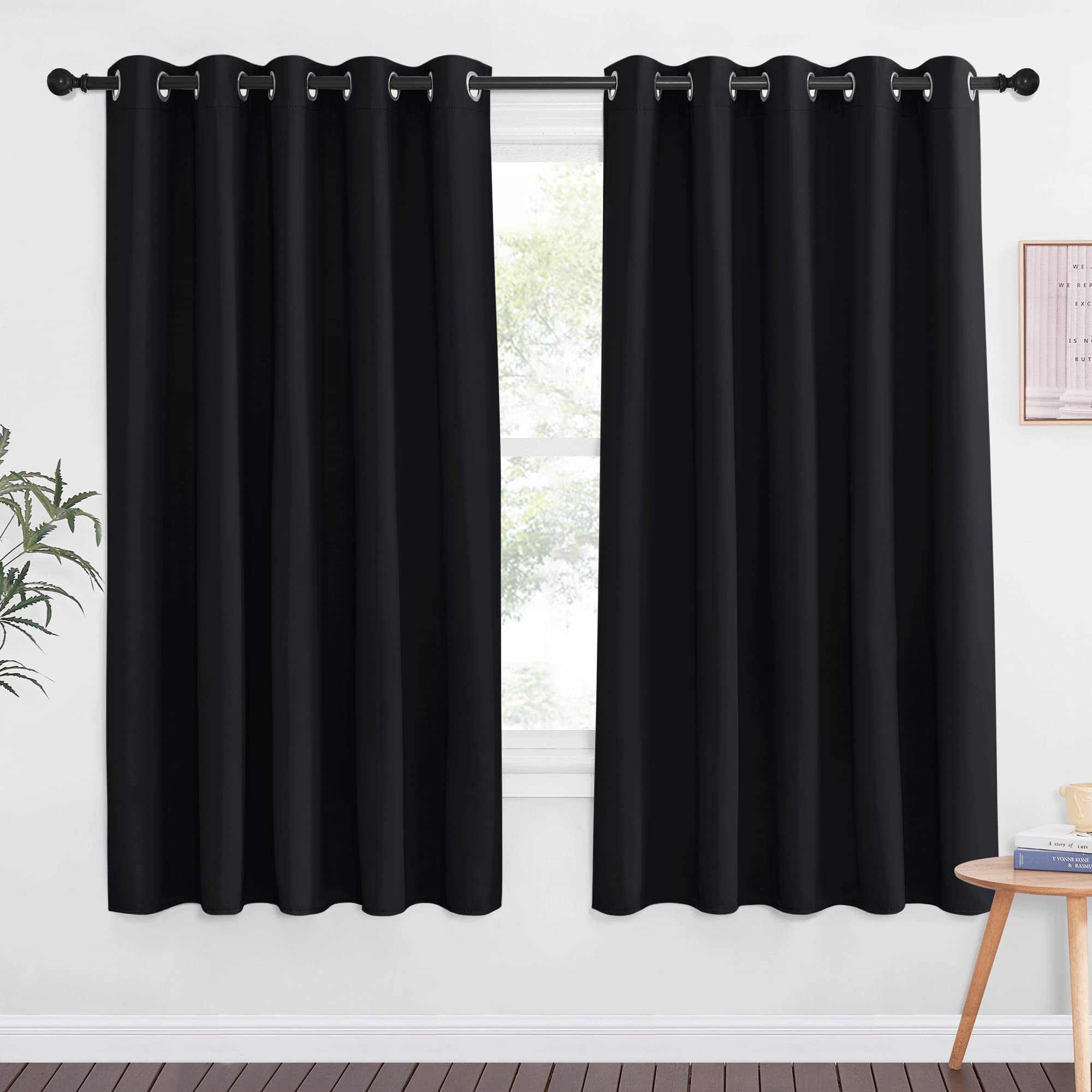 4 Best Office Curtains