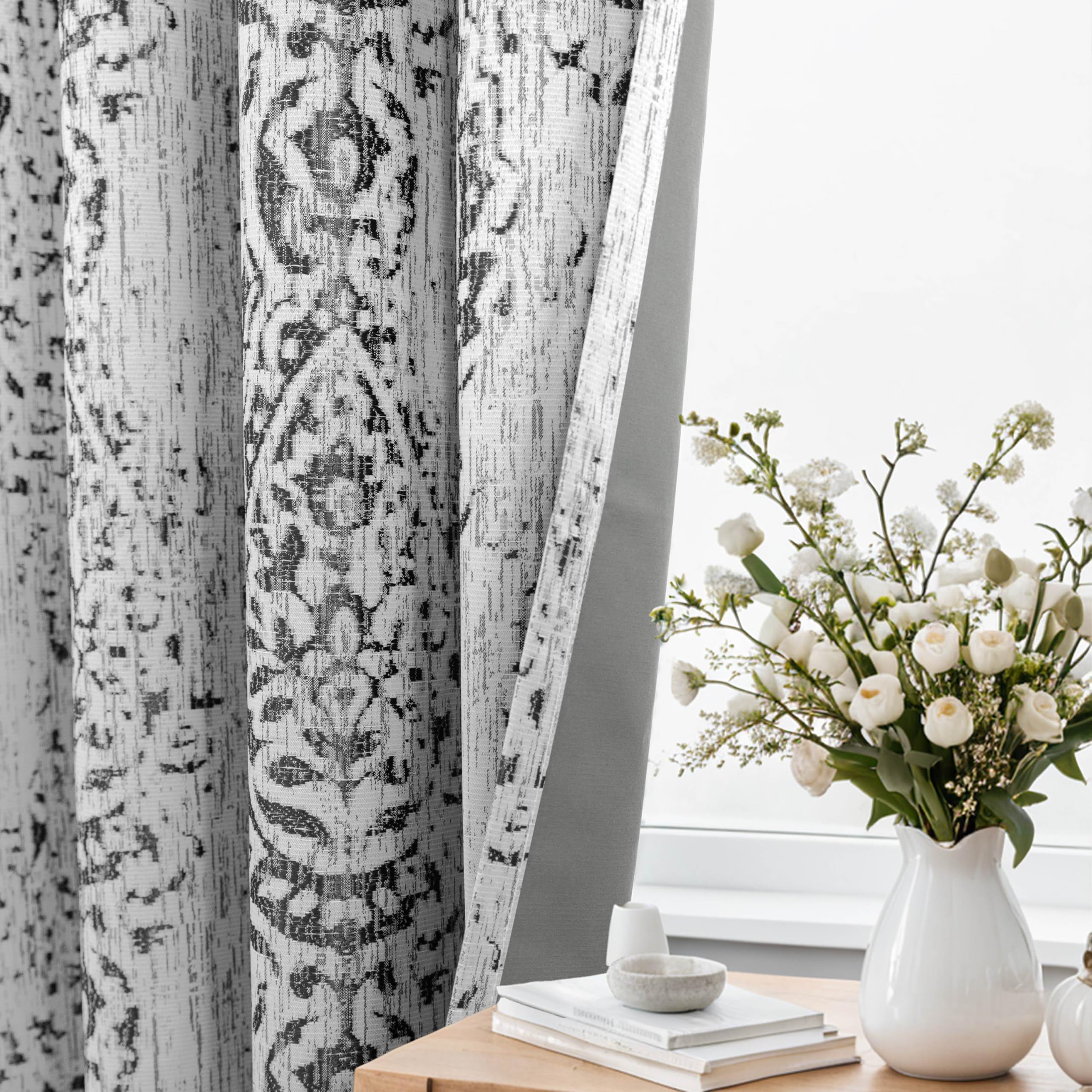 4 Best Patterned Curtains