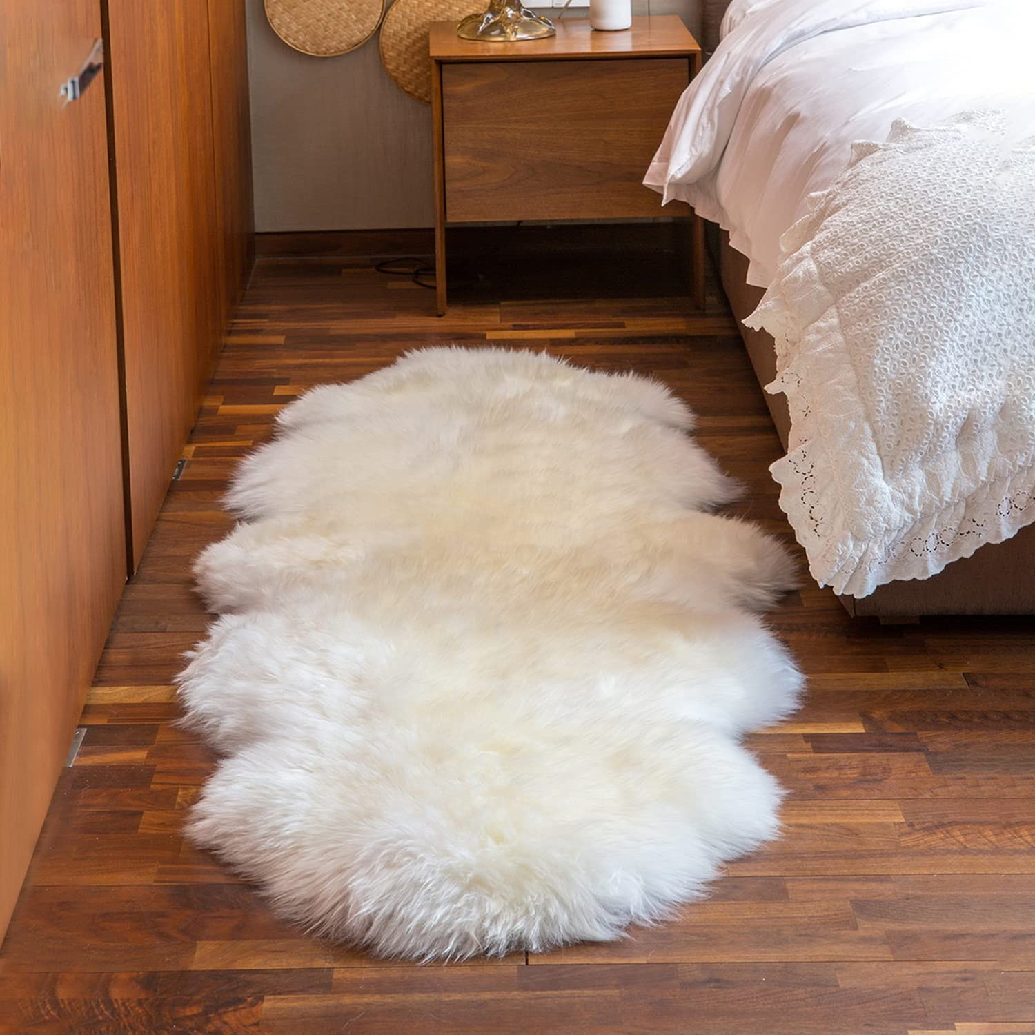 4 Best Sheepskin Rugs