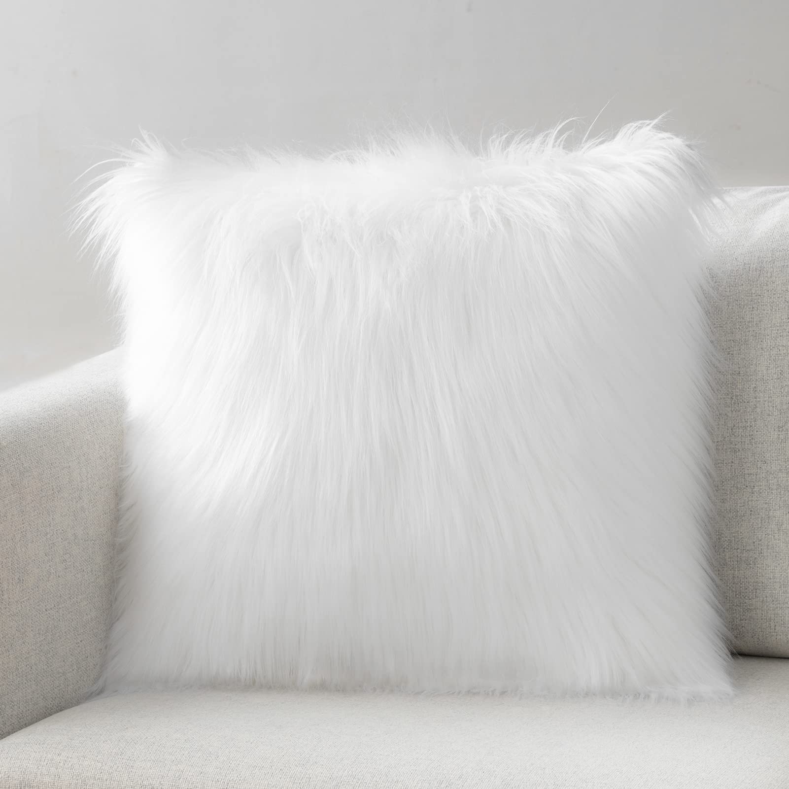 6 Best Faux Fur Cushions