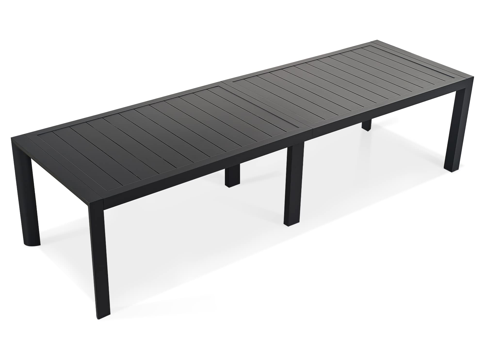 7 Best Outdoor Dining Tables