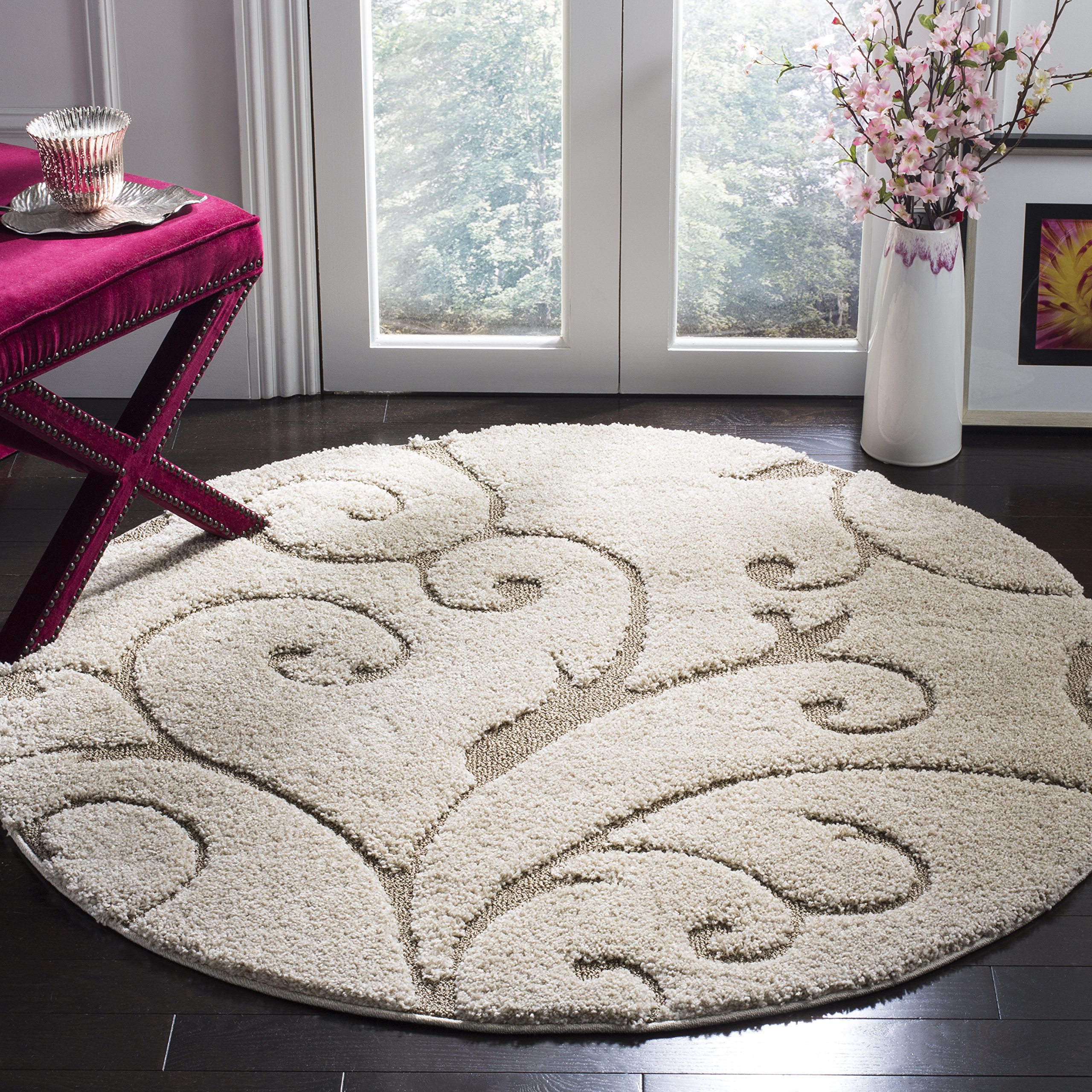 7 Best Round Rugs