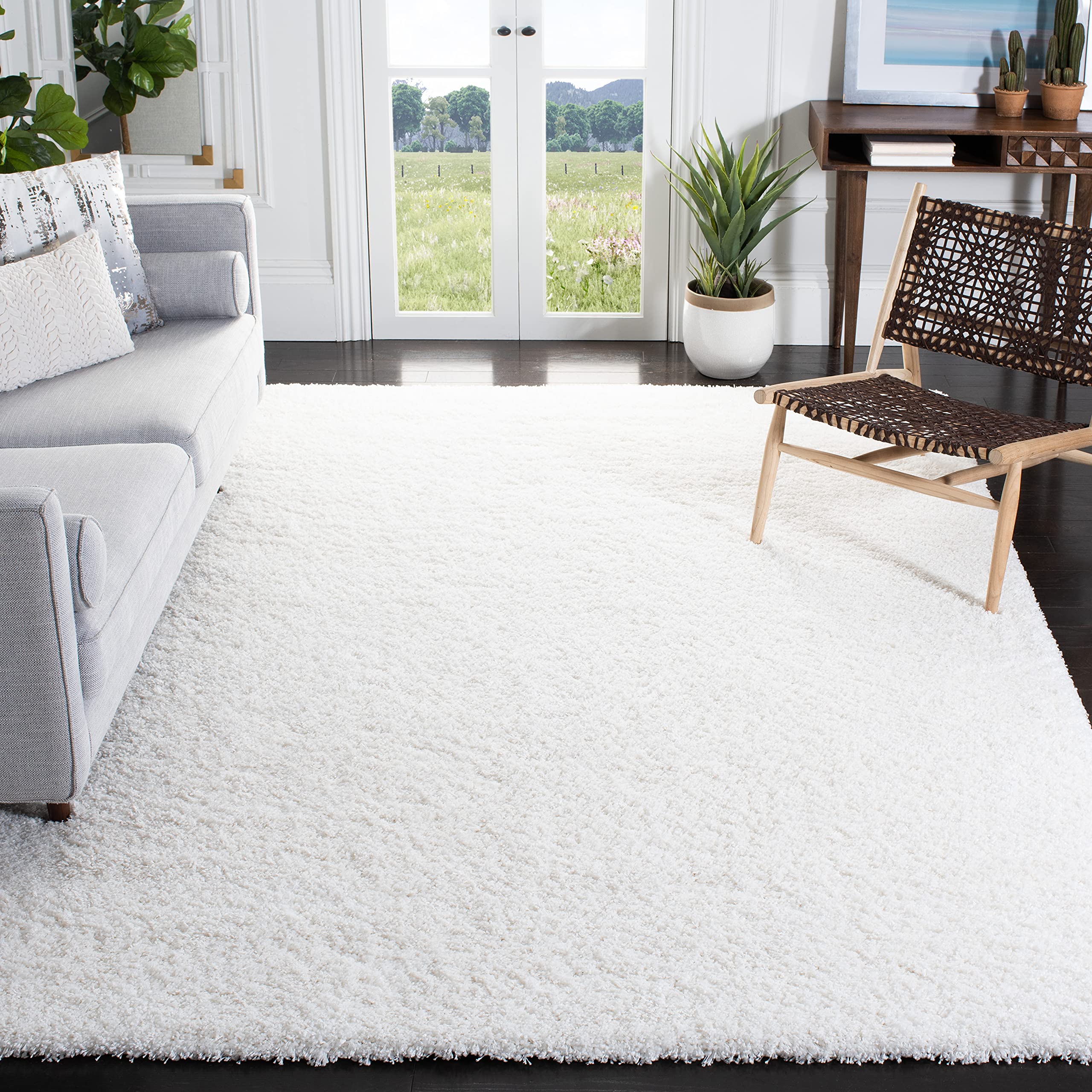 7 Best White Rugs