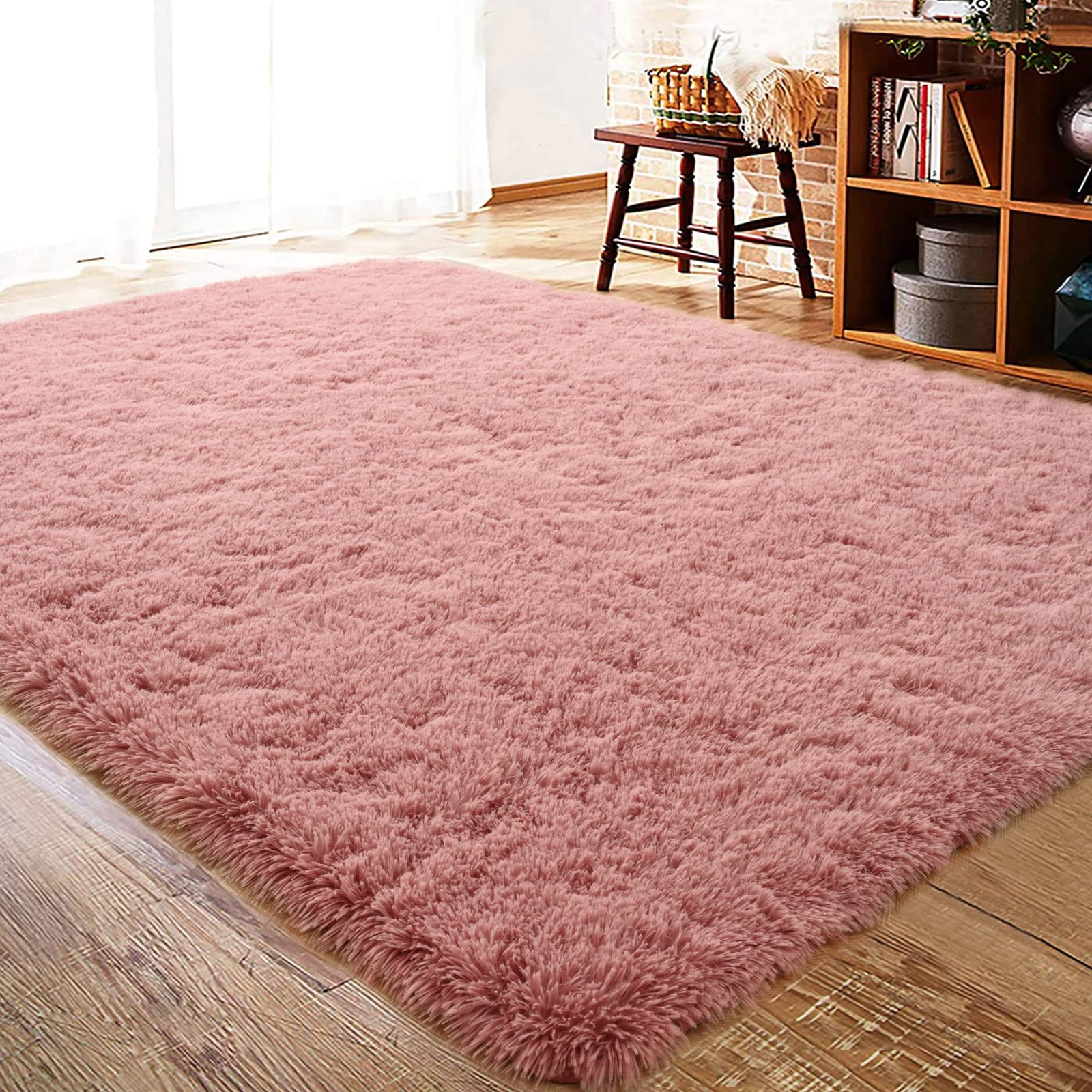 8 Best Blush Rugs