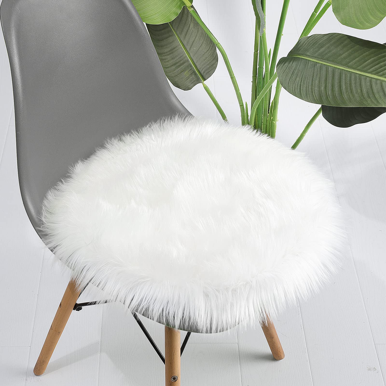 8 Best Faux Fur Cushions