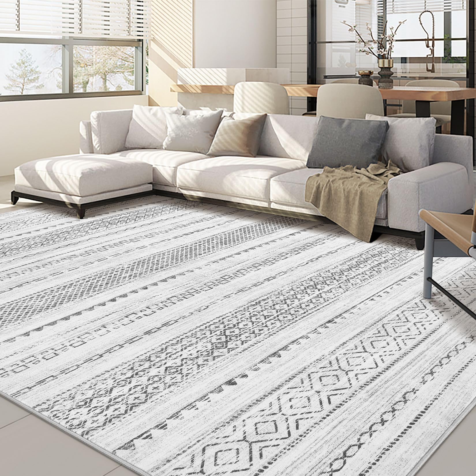 8 Best Stain Resistant Rugs