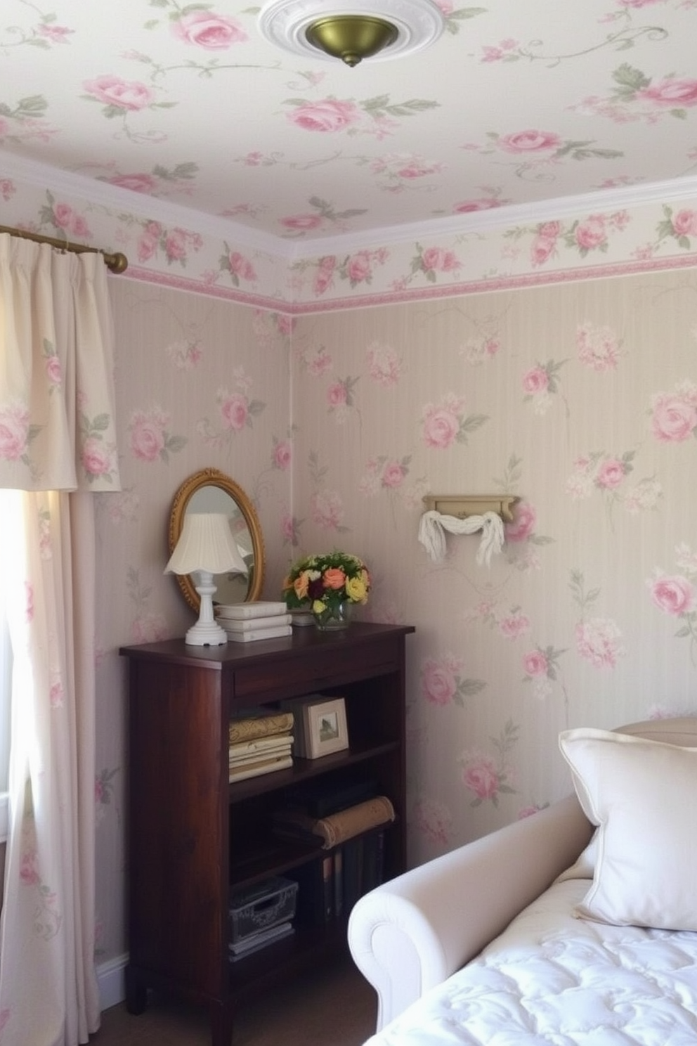 Shabby Chic Wallpaper Decorating Ideas 13