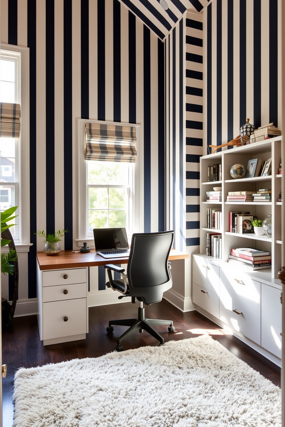 Striped Wallpaper Decorating Ideas 21